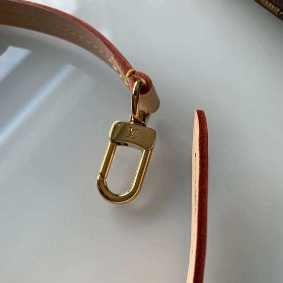 SOLD ❌ Louis Vuitton Pochette Accessoires - Picture 10 of 10